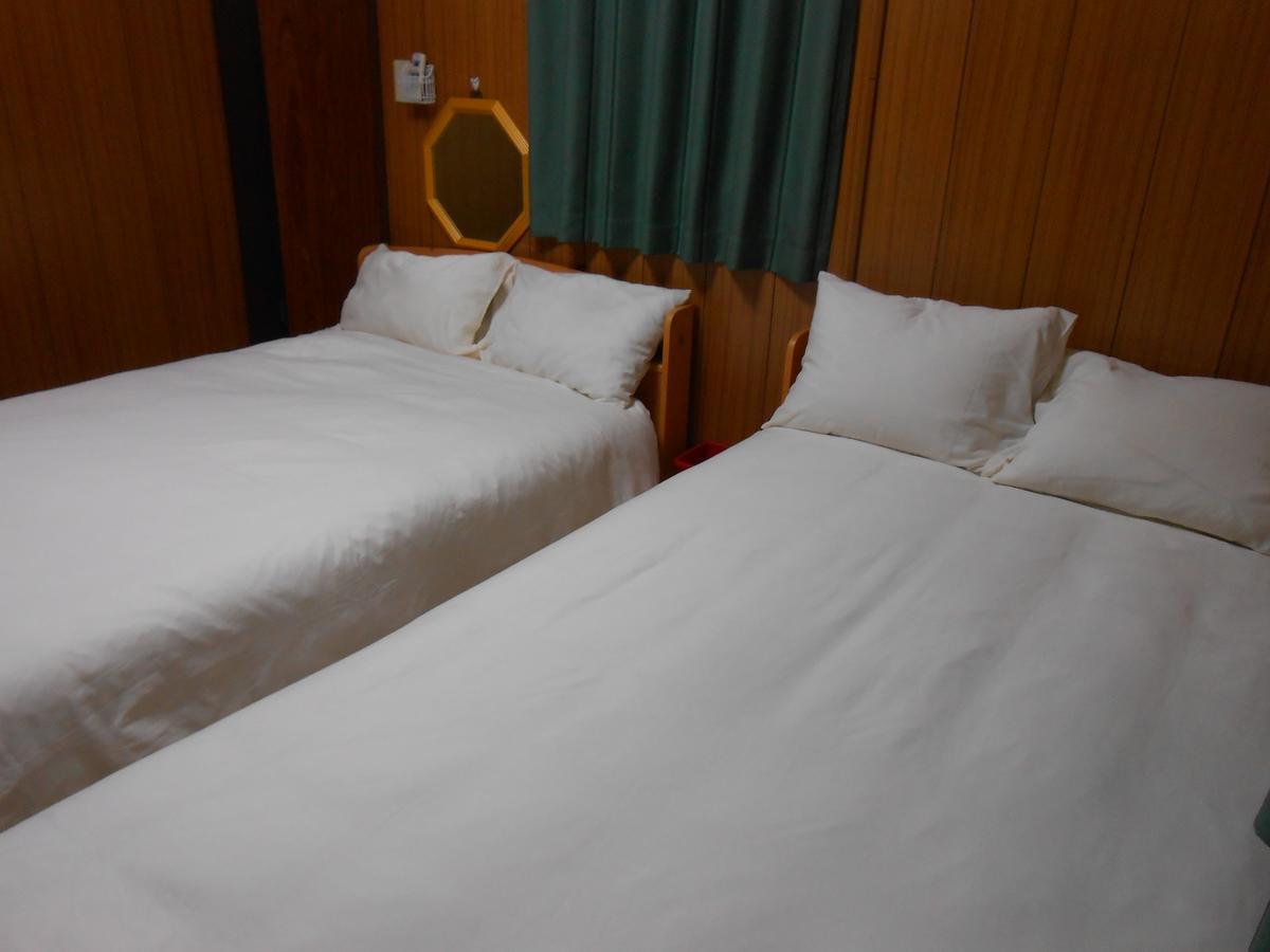 Family Resort Apartment Funabasi Kültér fotó