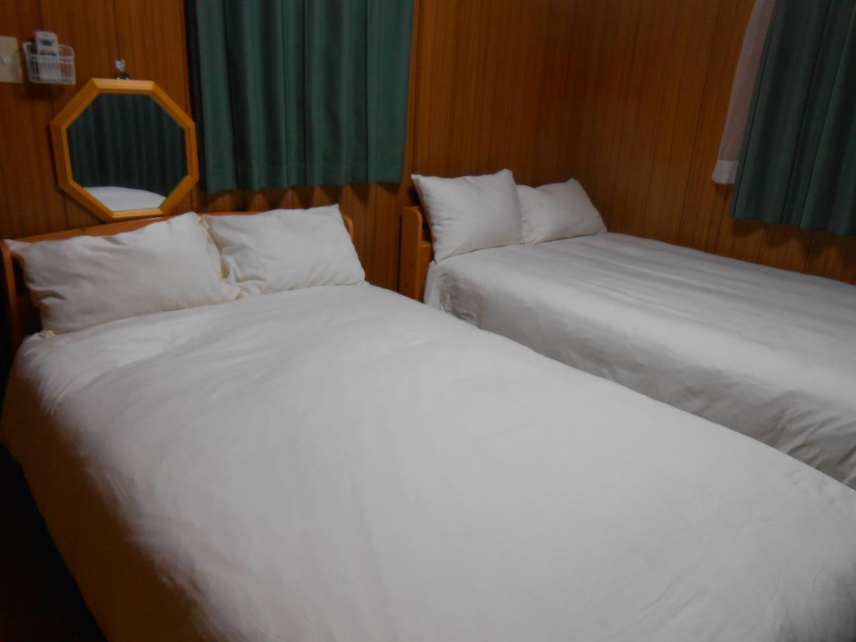 Family Resort Apartment Funabasi Kültér fotó